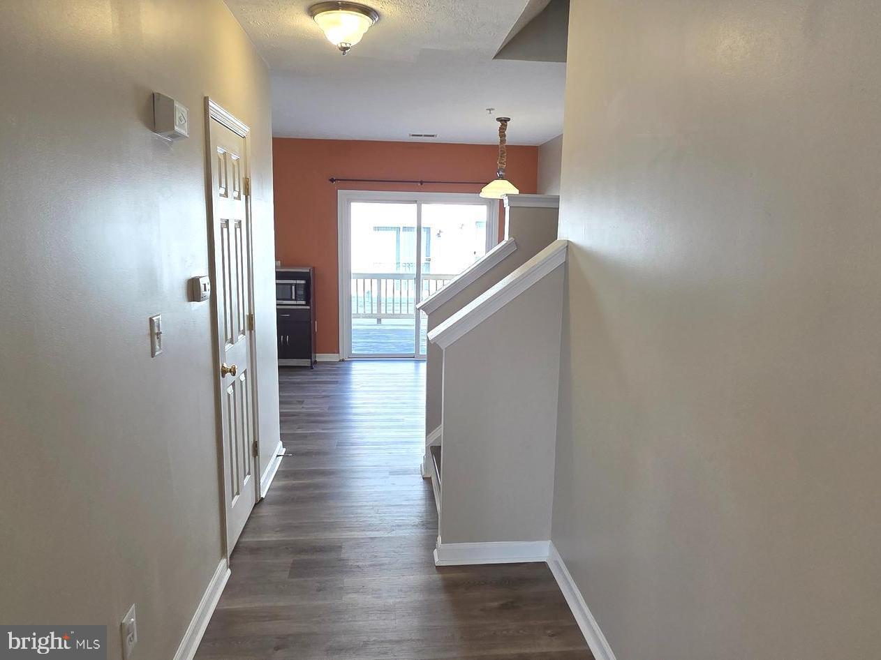 CRAIN SUMMIT - Residential Lease