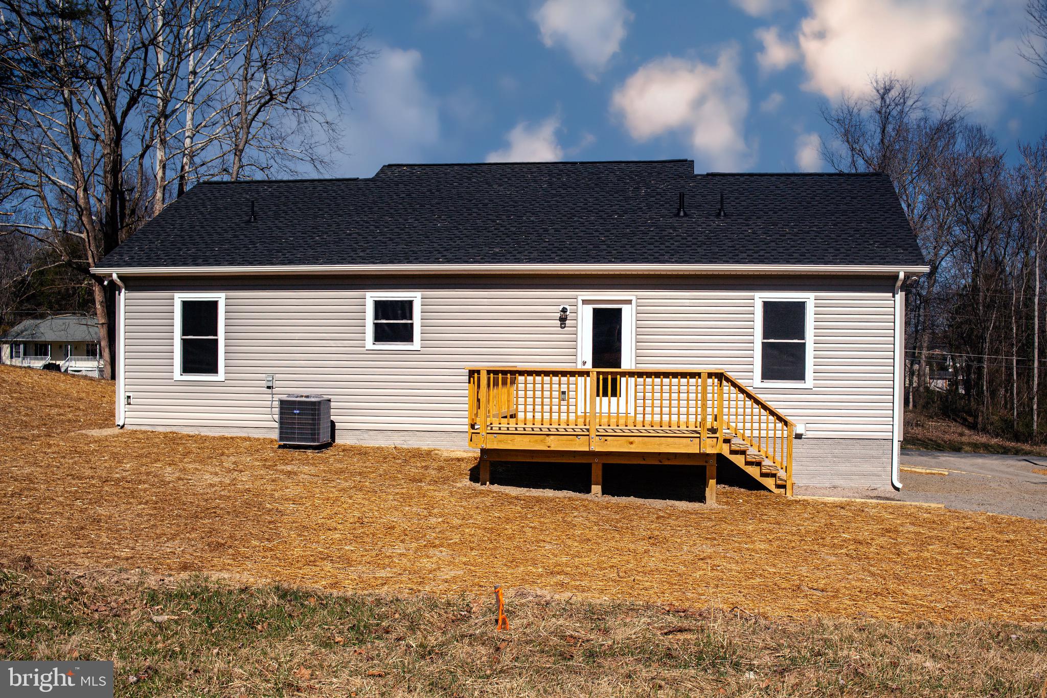 BLUE RIDGE SHORES - Residential