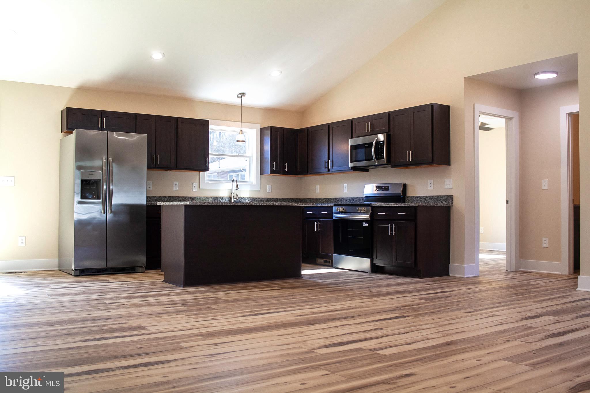 BLUE RIDGE SHORES - Residential