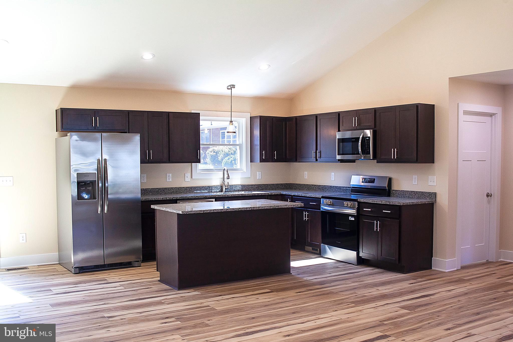 BLUE RIDGE SHORES - Residential