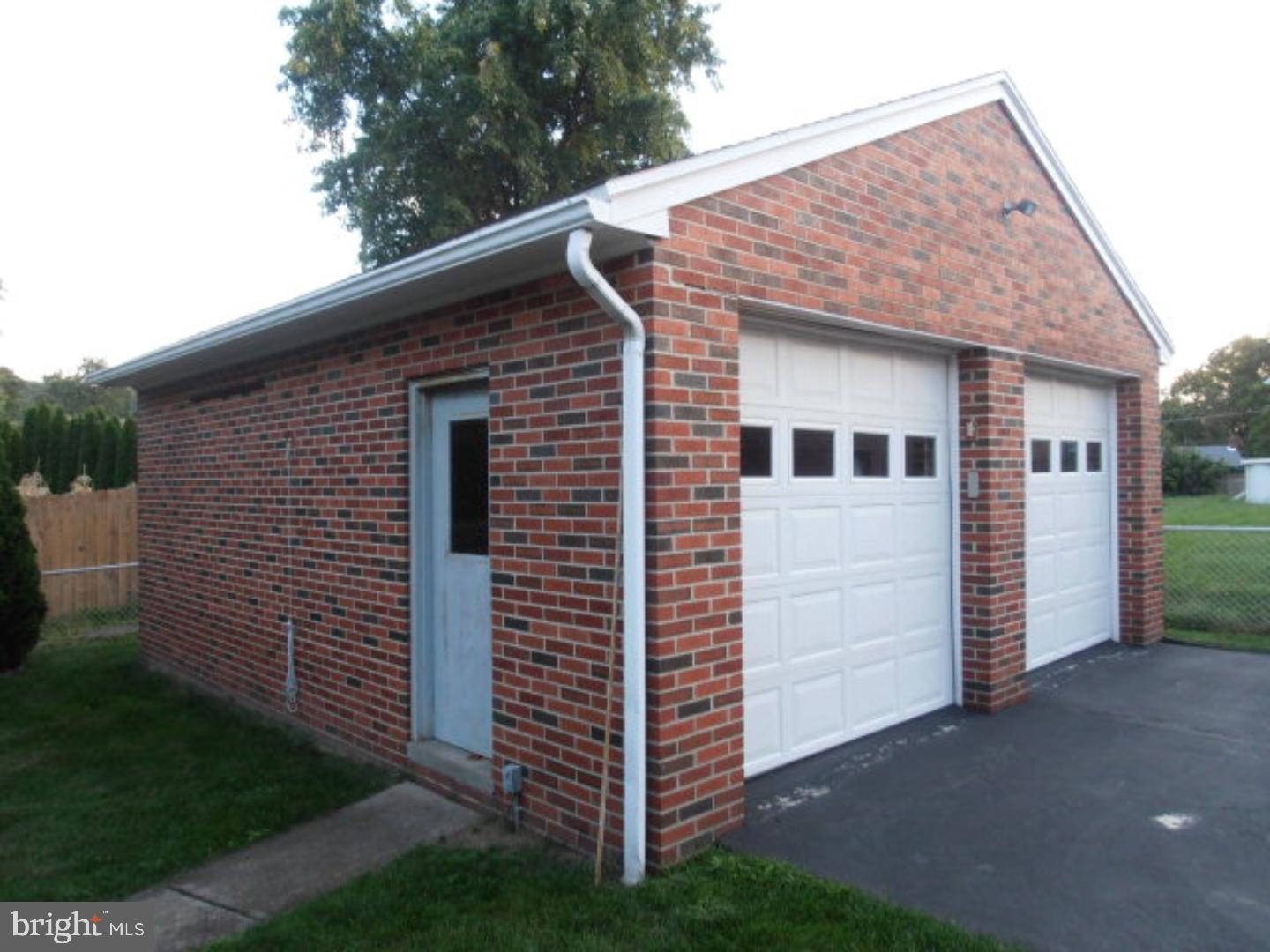 MOUNT HOPE - Residential