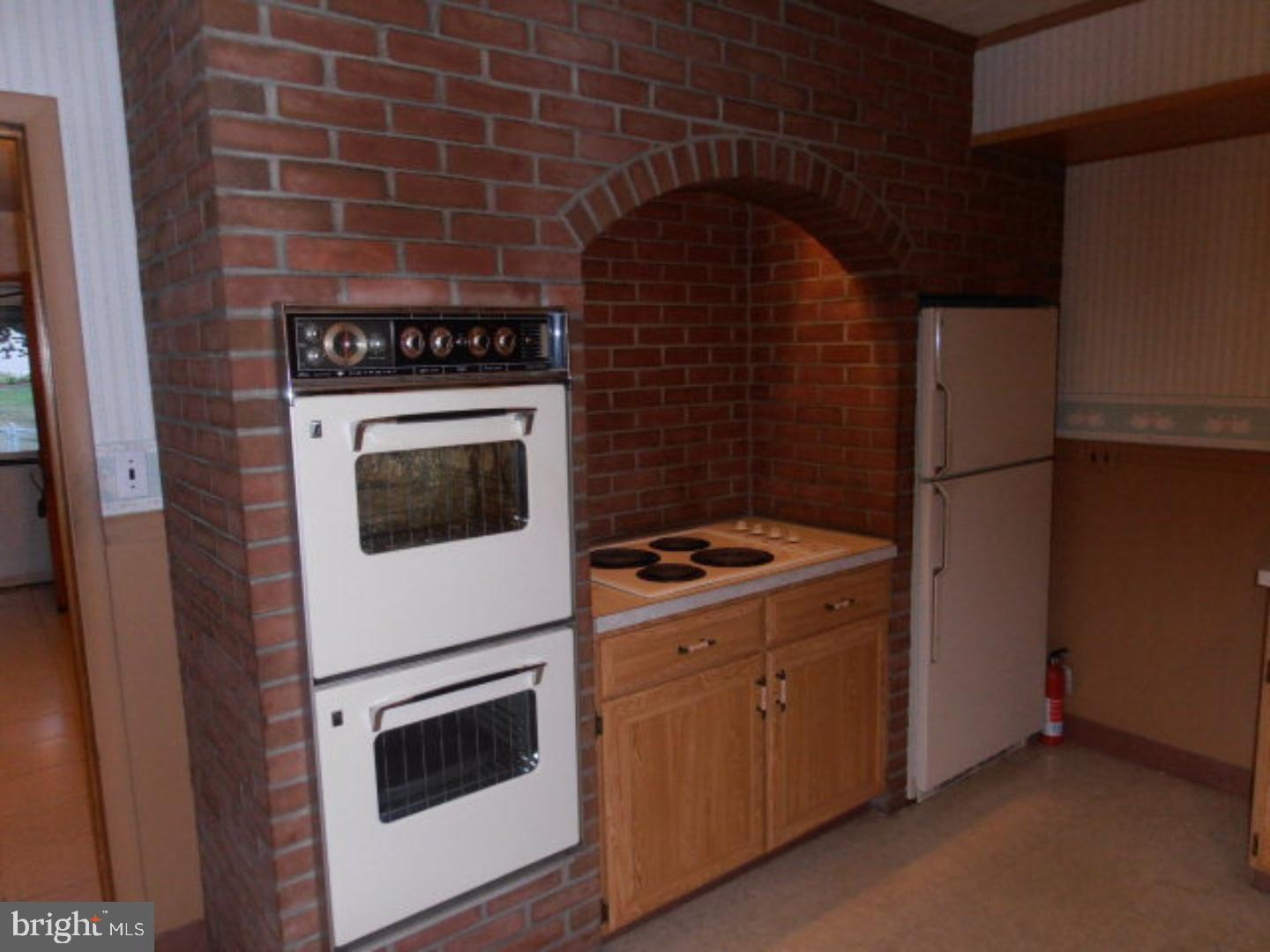 MOUNT HOPE - Residential