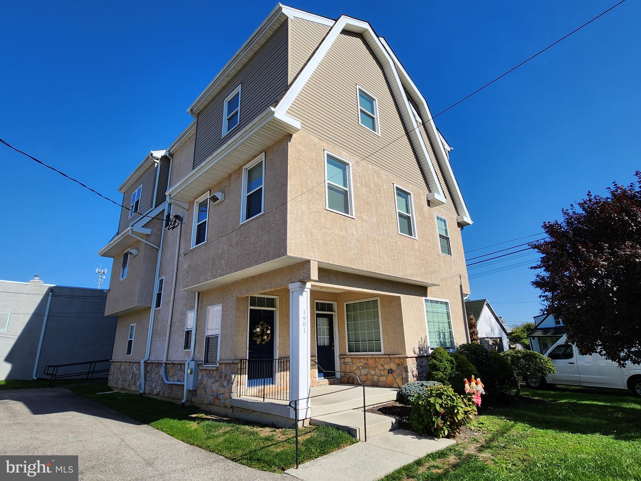 HAVERTOWN - Residential