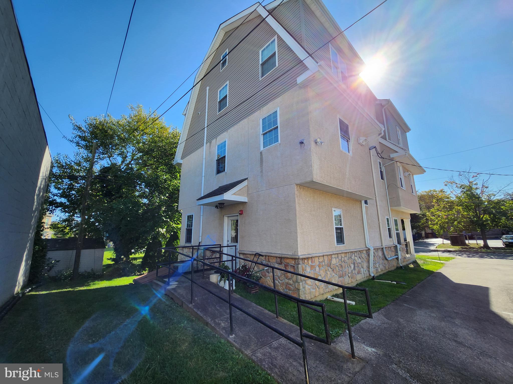HAVERTOWN - Residential