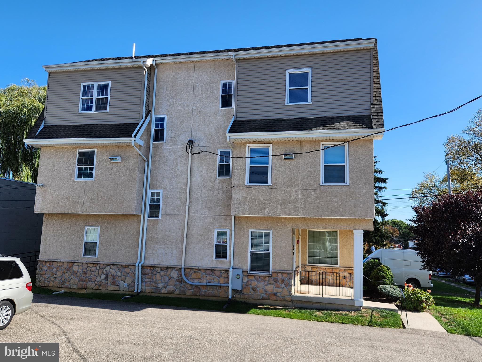 HAVERTOWN - Residential
