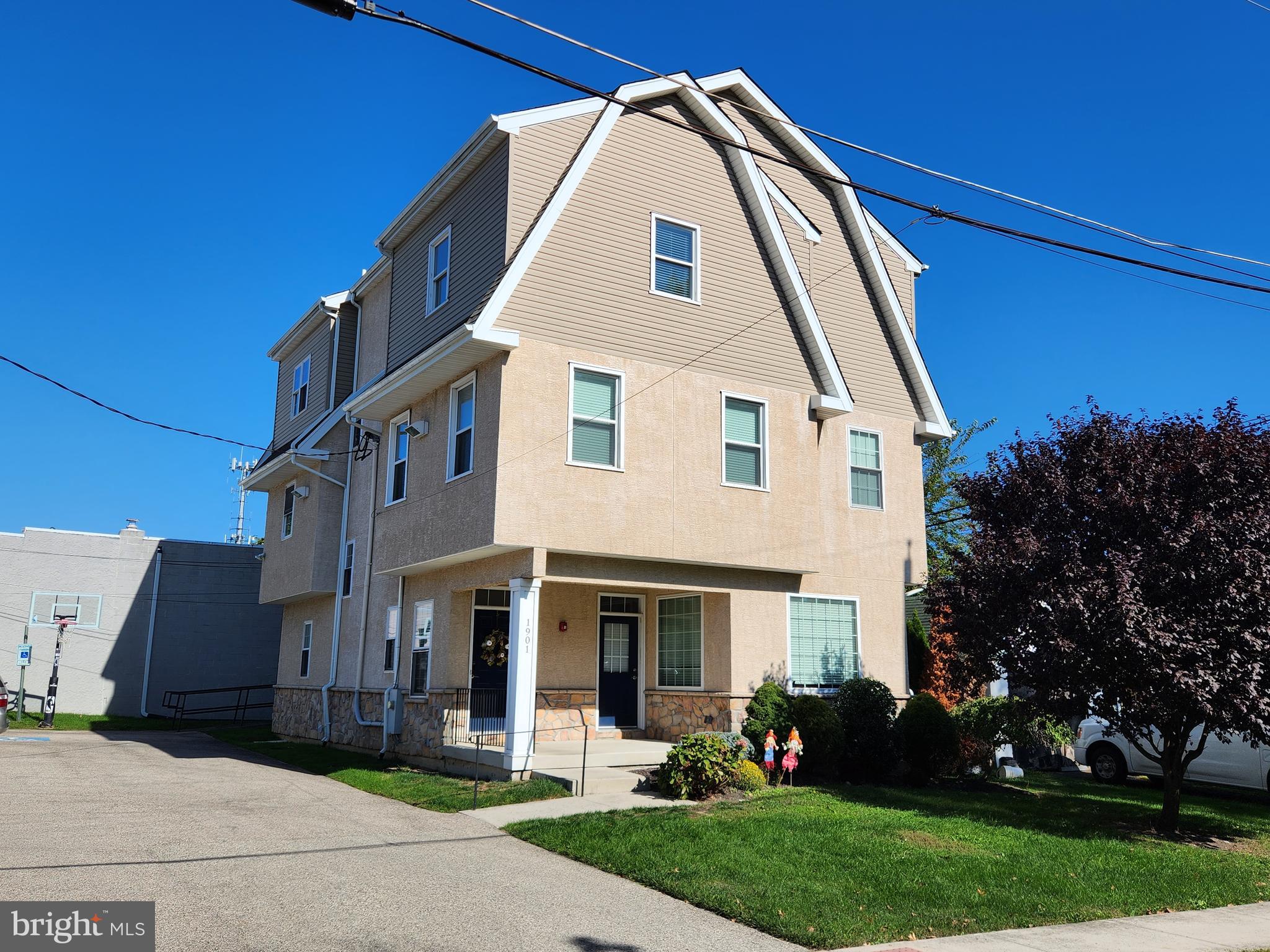 HAVERTOWN - Residential