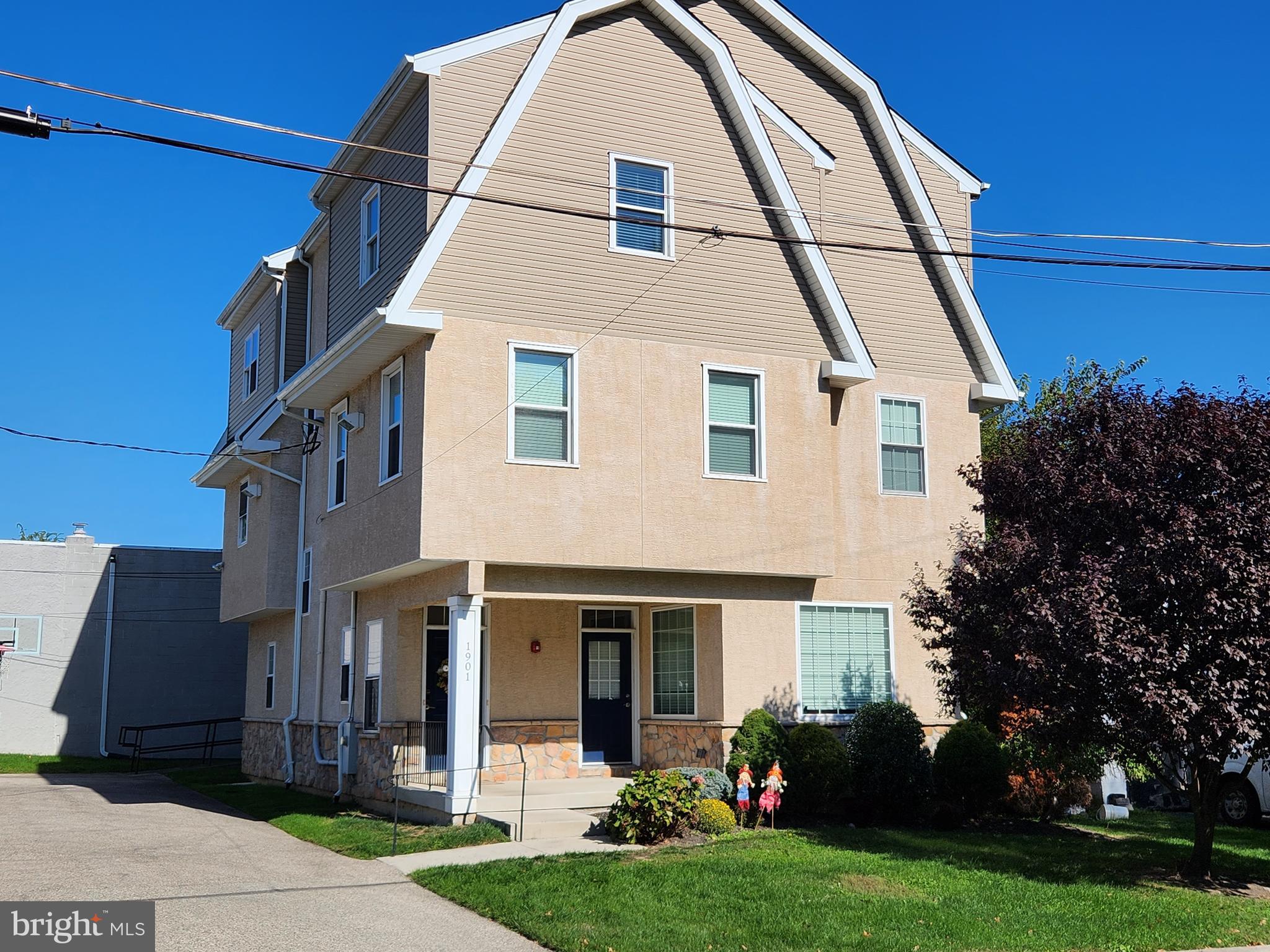 HAVERTOWN - Residential