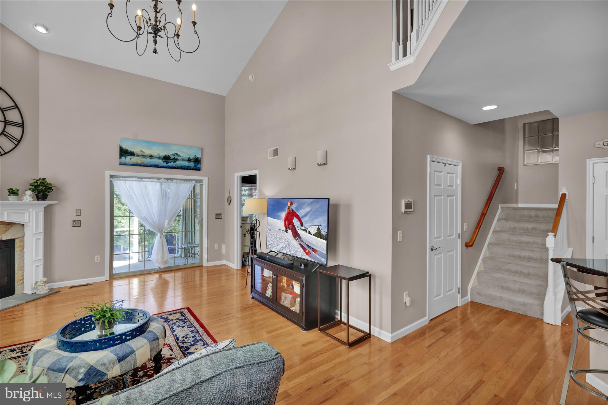 BRIAR LAKE - Residential