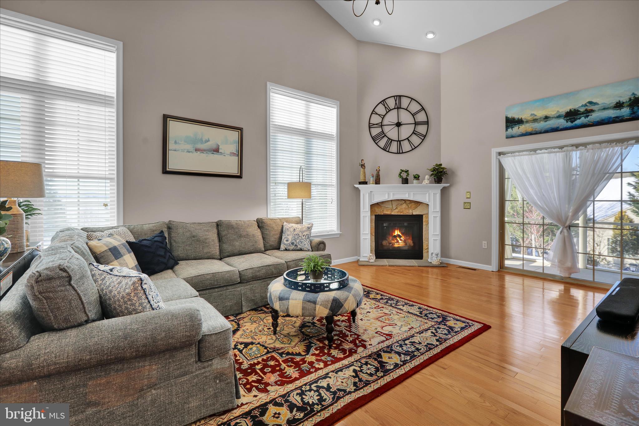 BRIAR LAKE - Residential