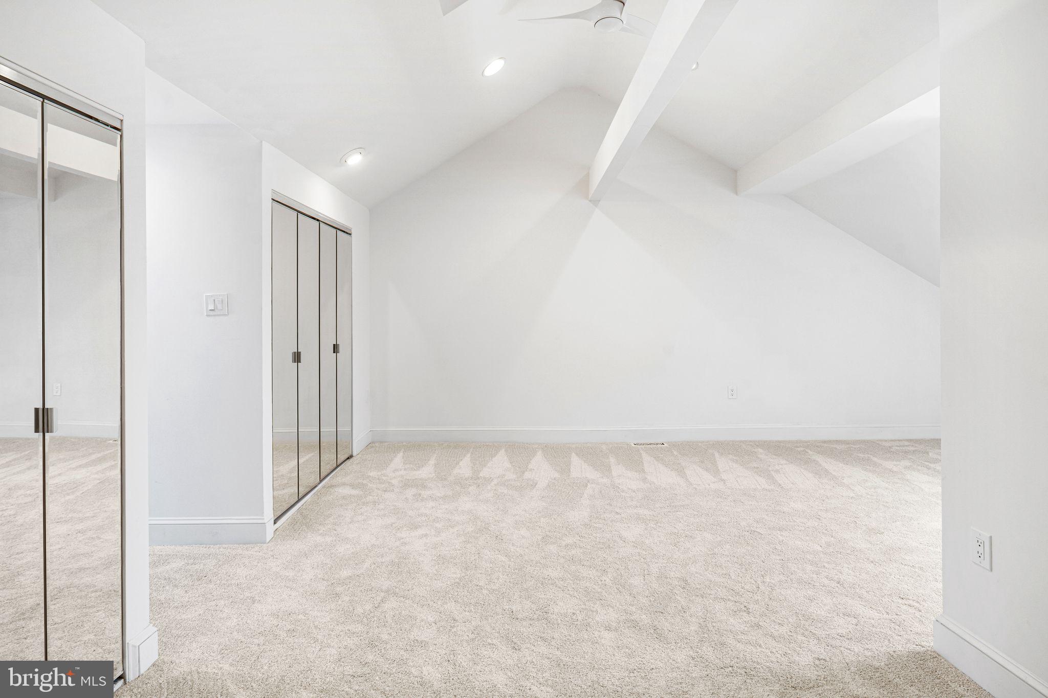 WASHINGTON SQ WEST - Residential