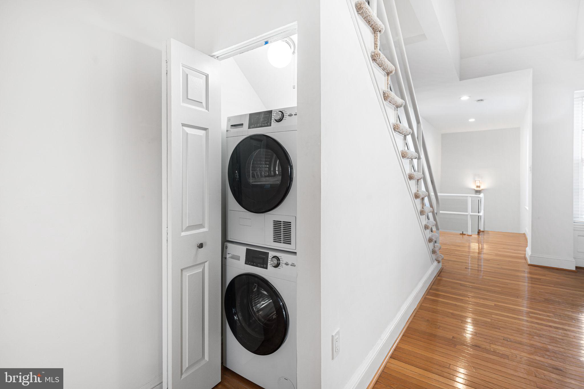 WASHINGTON SQ WEST - Residential