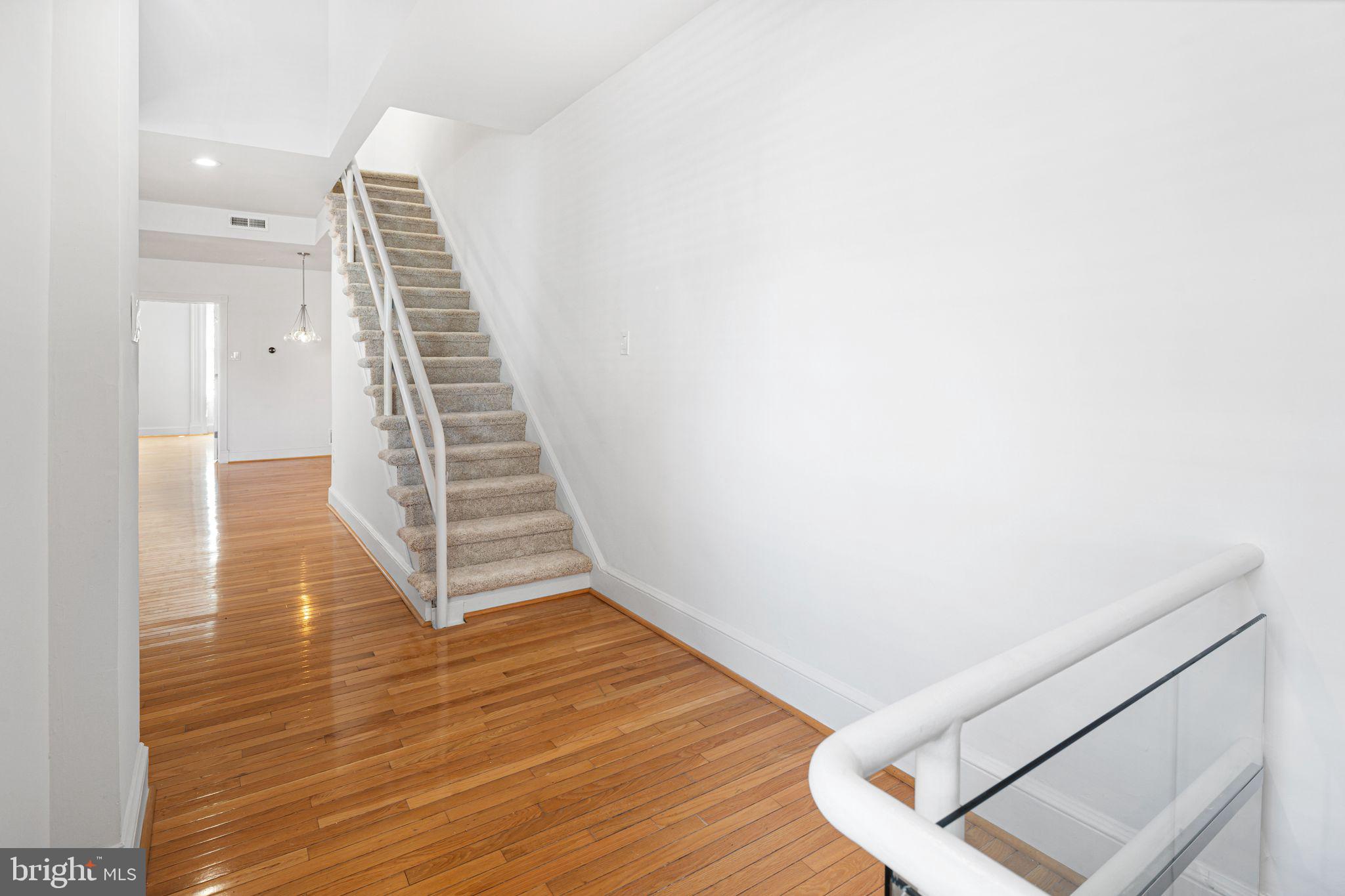 WASHINGTON SQ WEST - Residential