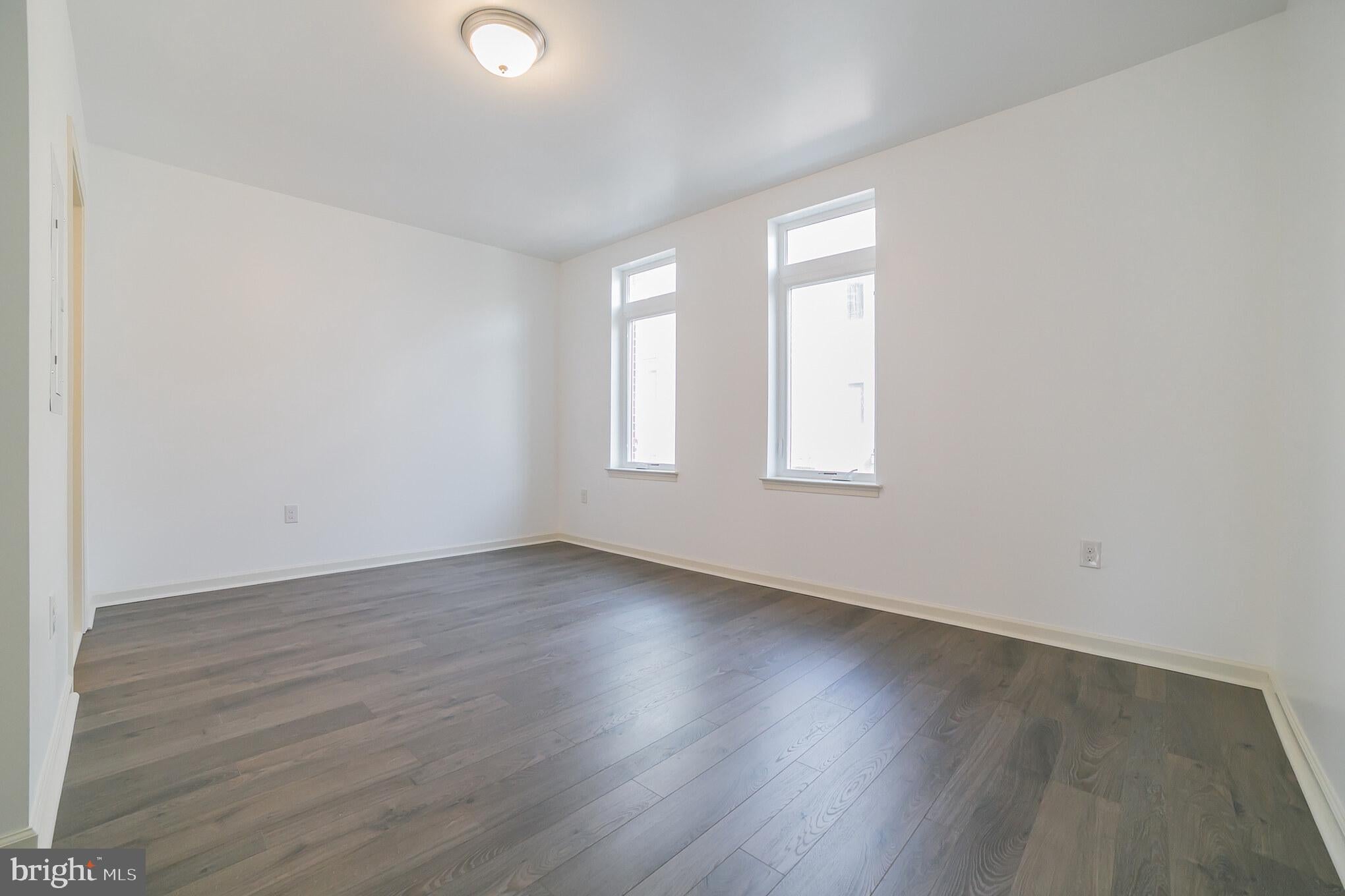6615 RIDGE AVENUE 103
