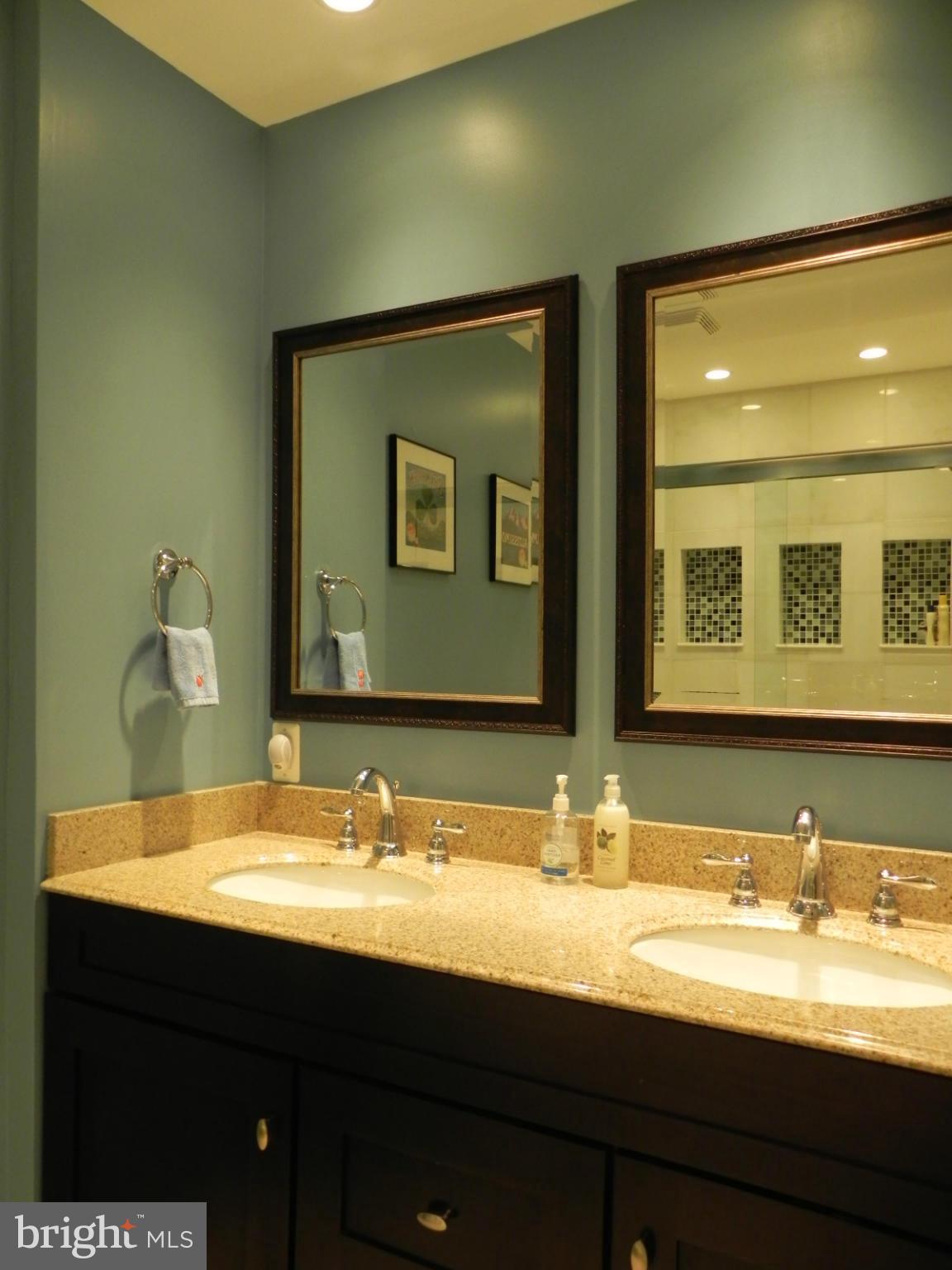 HALCYON - Residential Lease