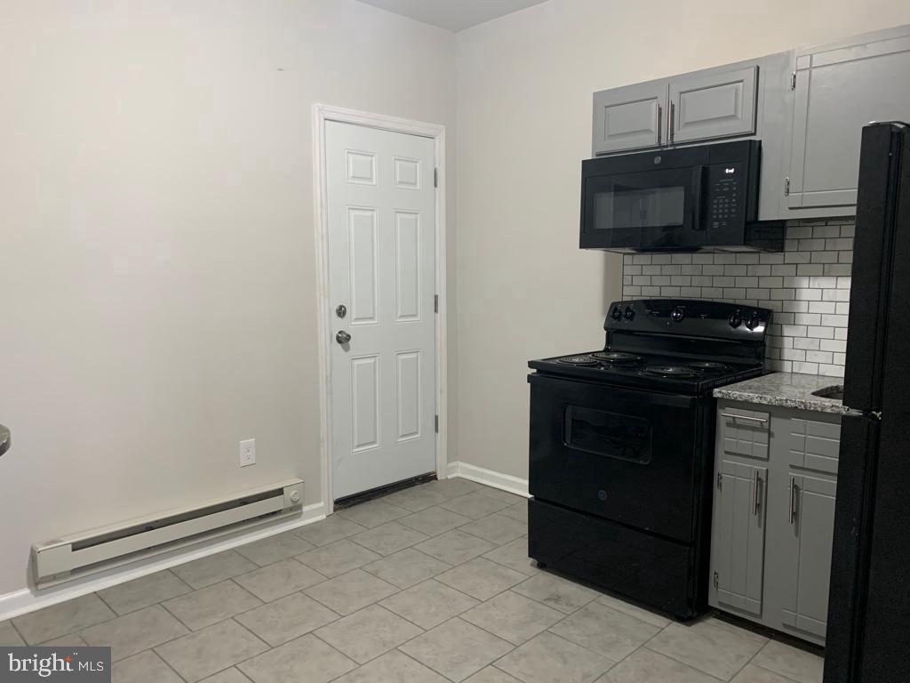 FRANKFORD - Residential Income