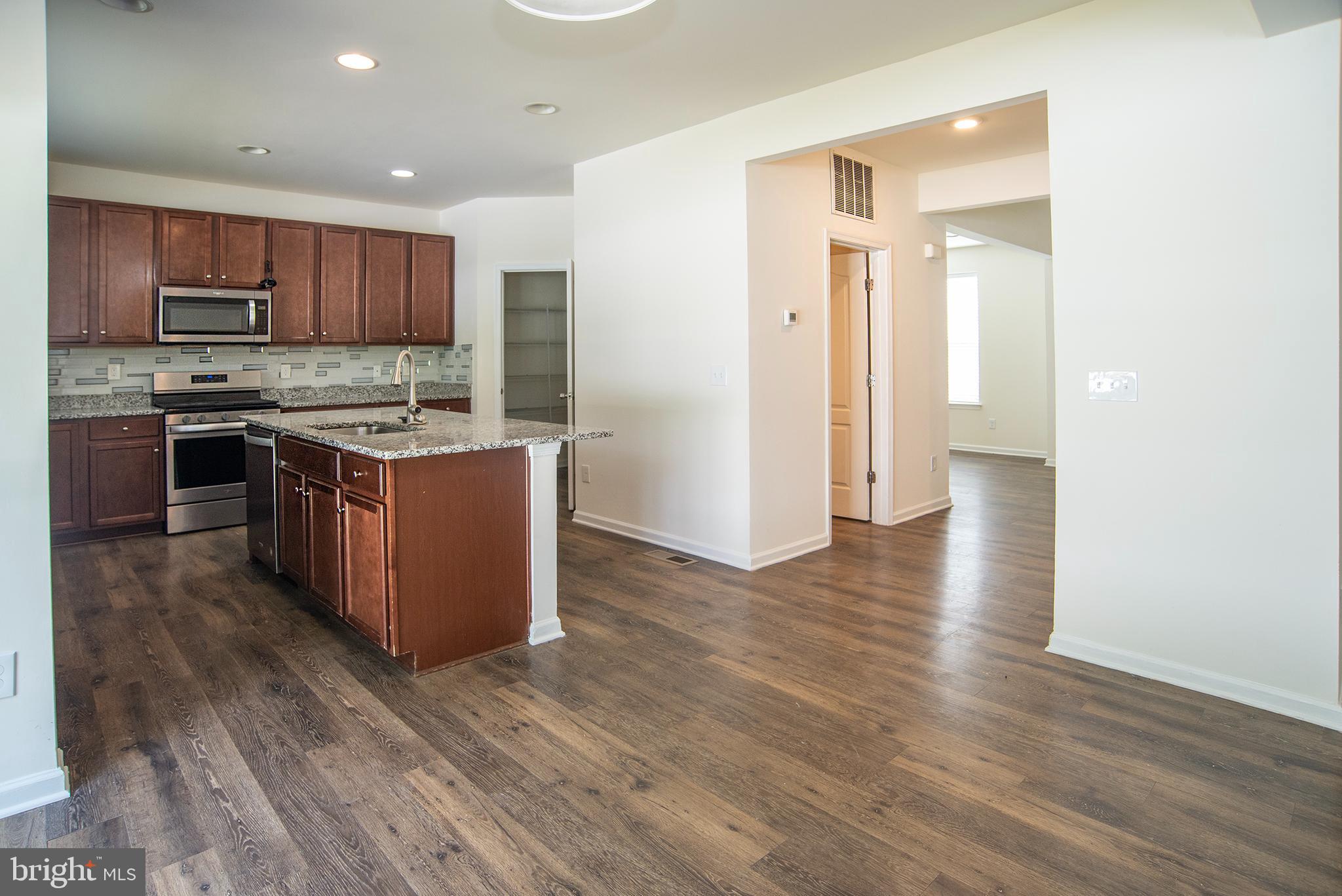 SUMMERFIELD - Residential Lease