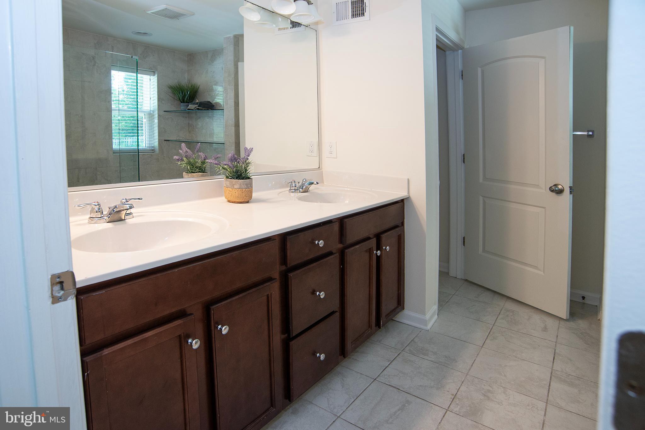 SUMMERFIELD - Residential Lease