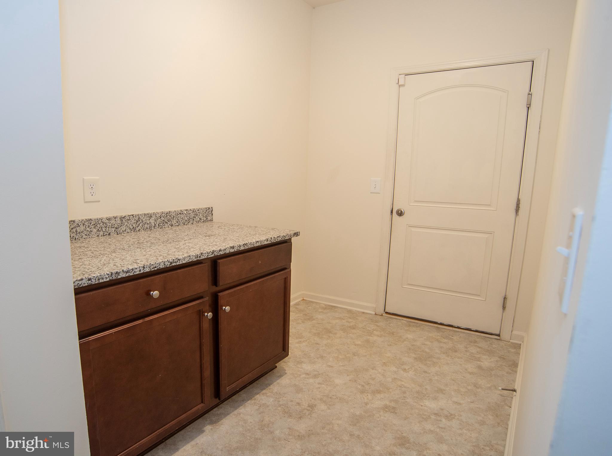 SUMMERFIELD - Residential Lease