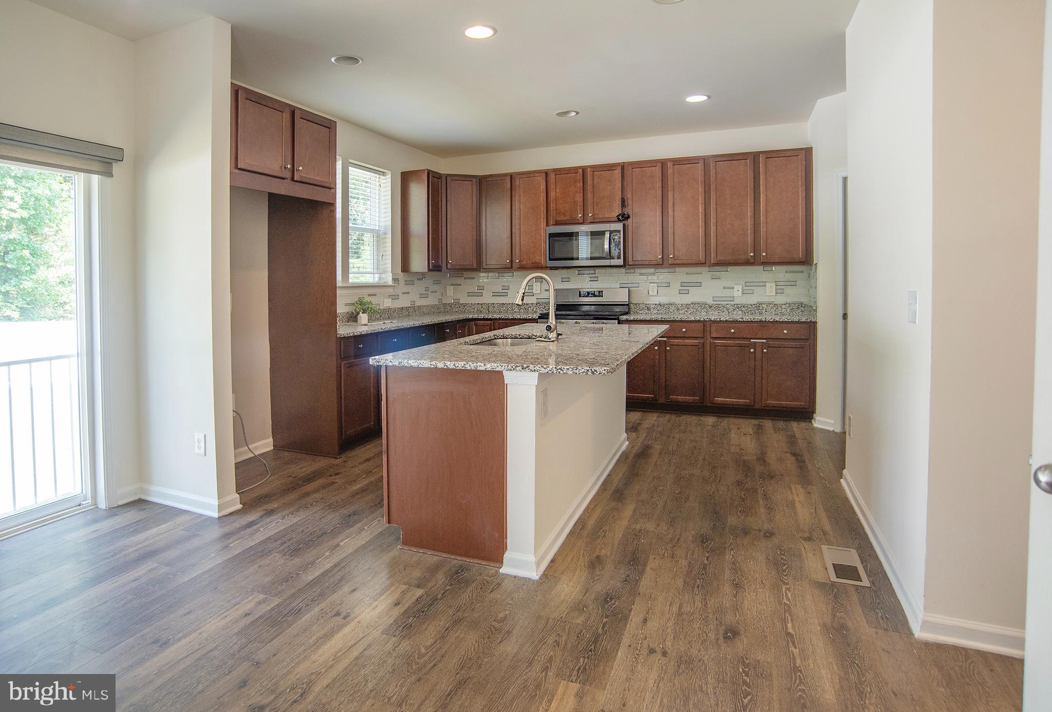 SUMMERFIELD - Residential Lease