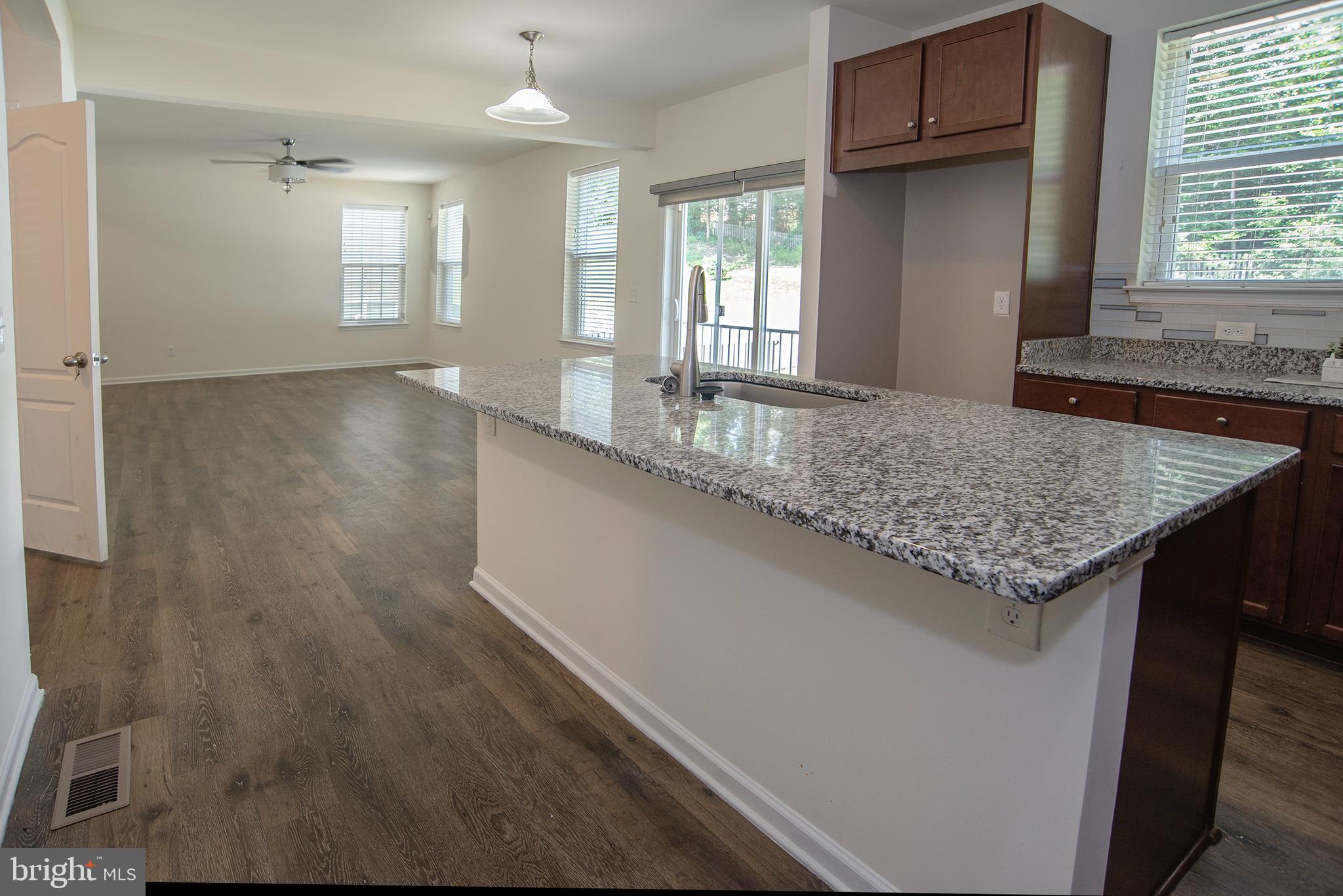 SUMMERFIELD - Residential Lease