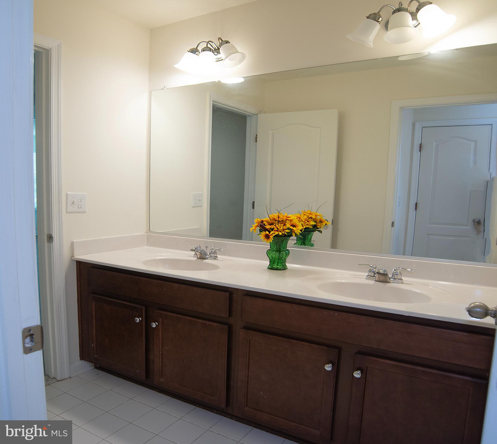 SUMMERFIELD - Residential Lease