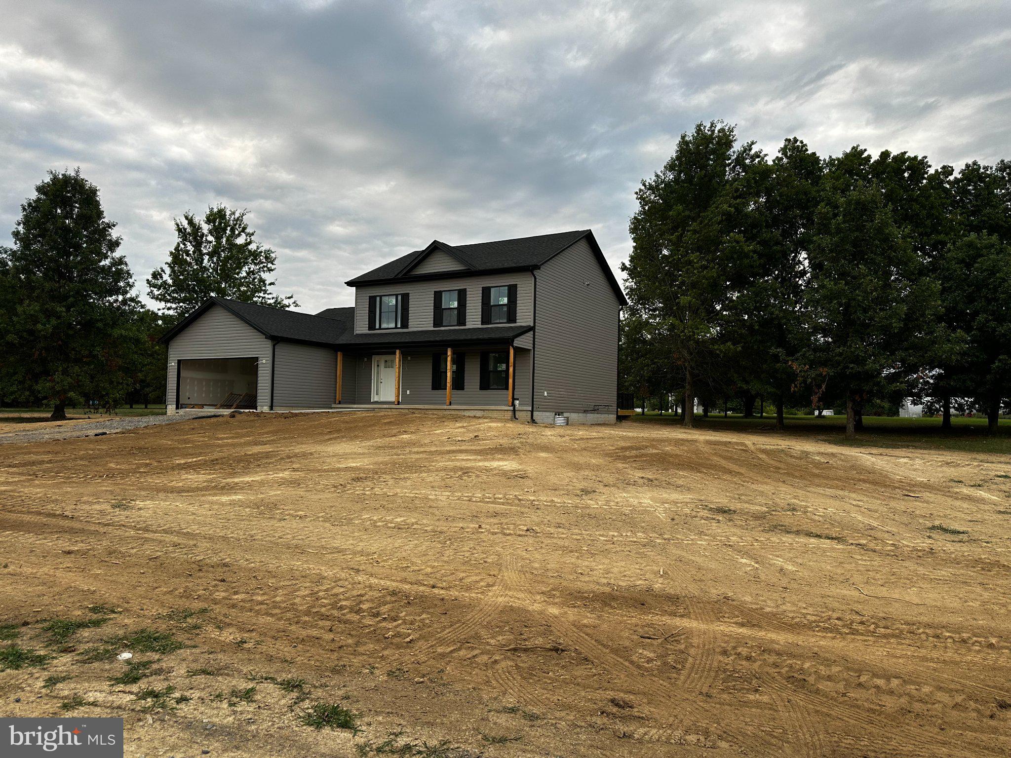 211 HOLLIS DRIVE