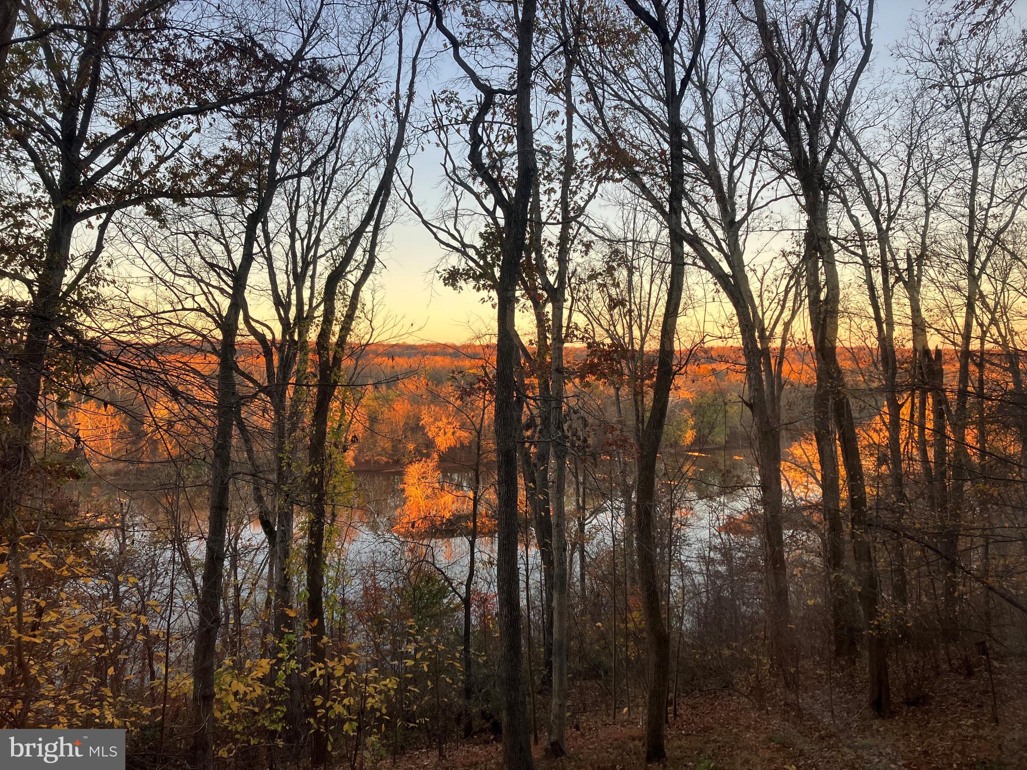 MERRY GO ROUND FARM - Residential