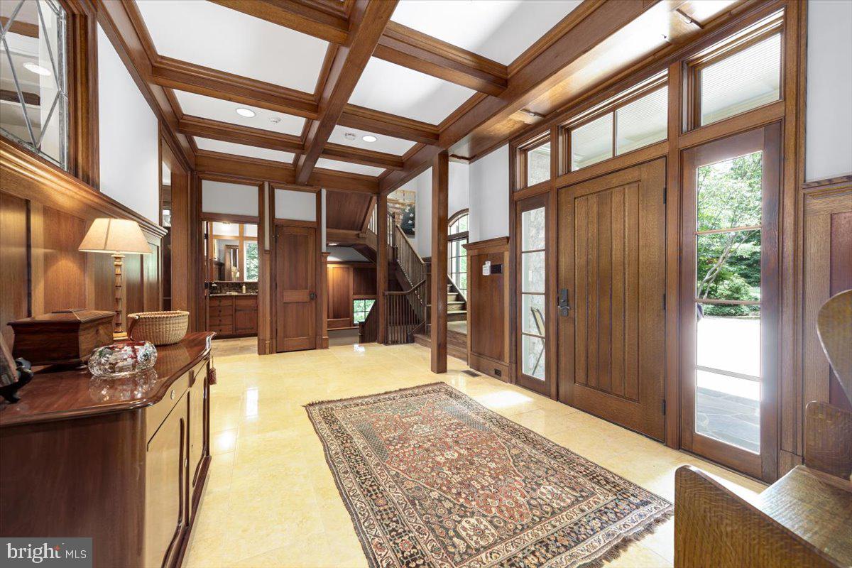 MERRY GO ROUND FARM - Residential