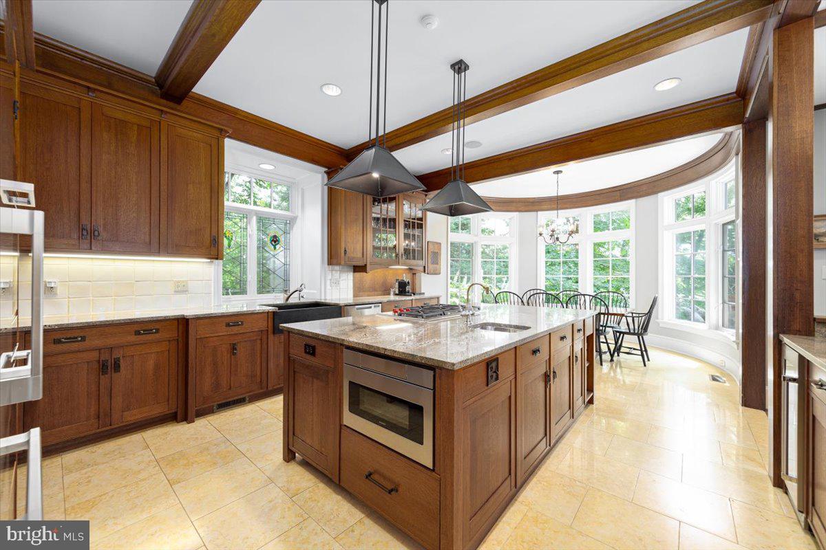 MERRY GO ROUND FARM - Residential