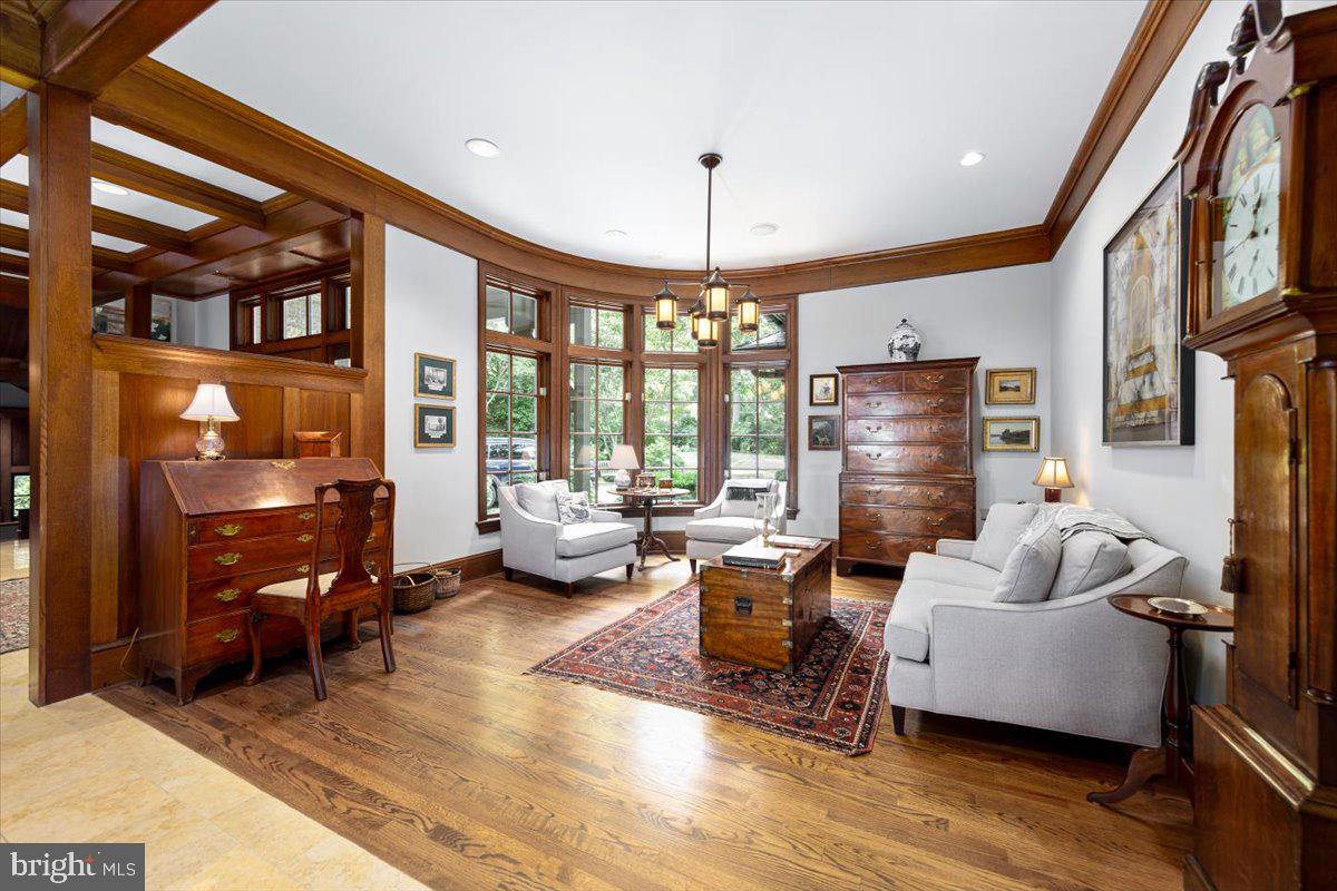 MERRY GO ROUND FARM - Residential