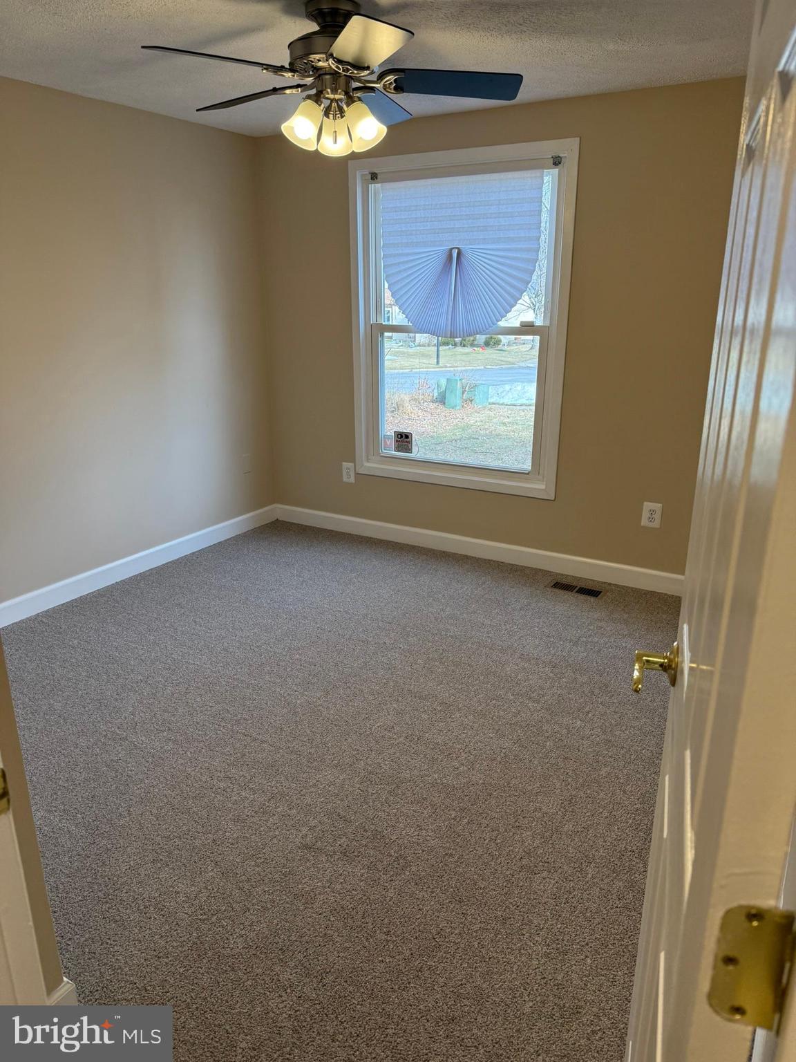 HICKORY RIDGE - Residential Lease