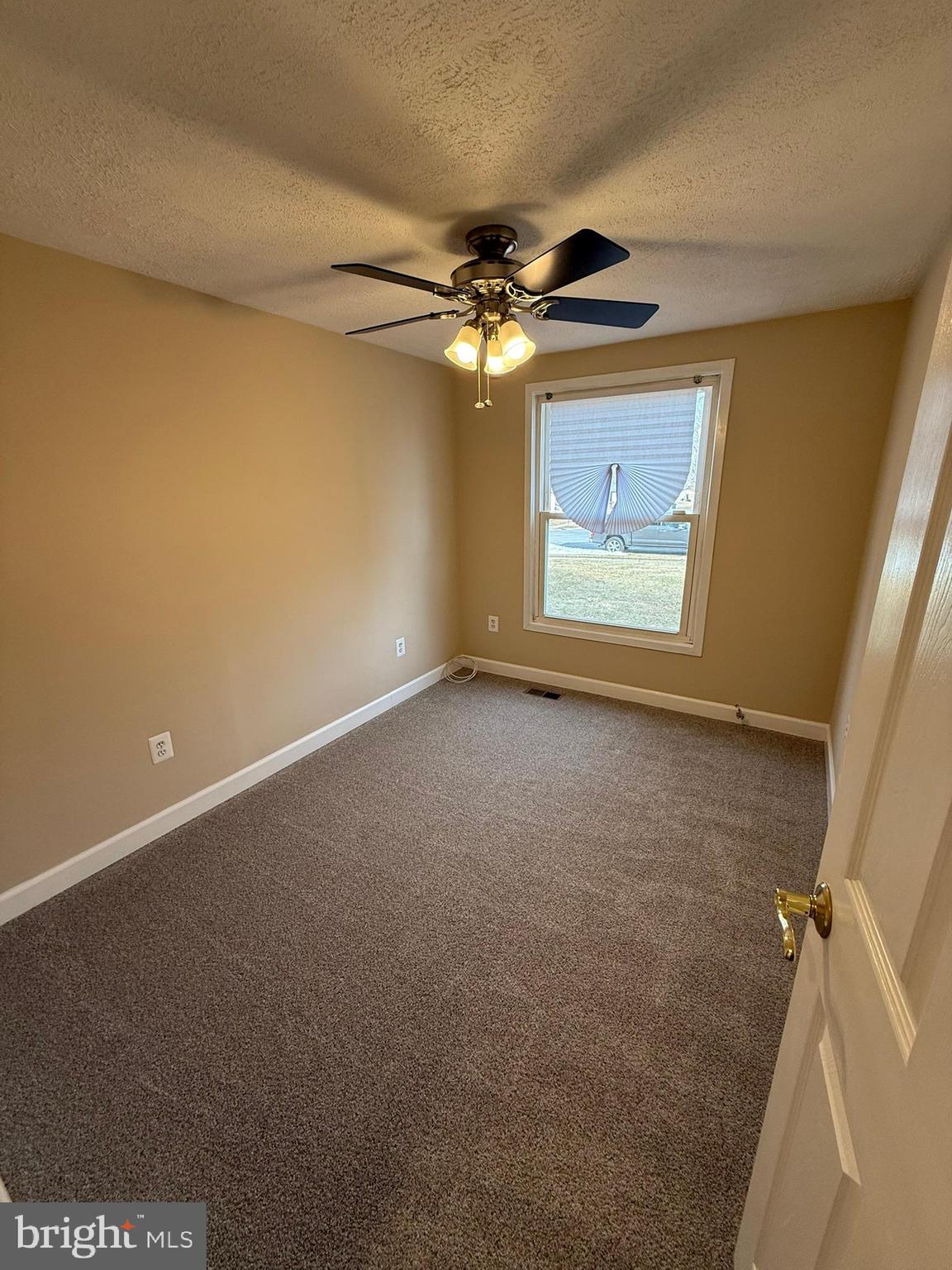 HICKORY RIDGE - Residential Lease