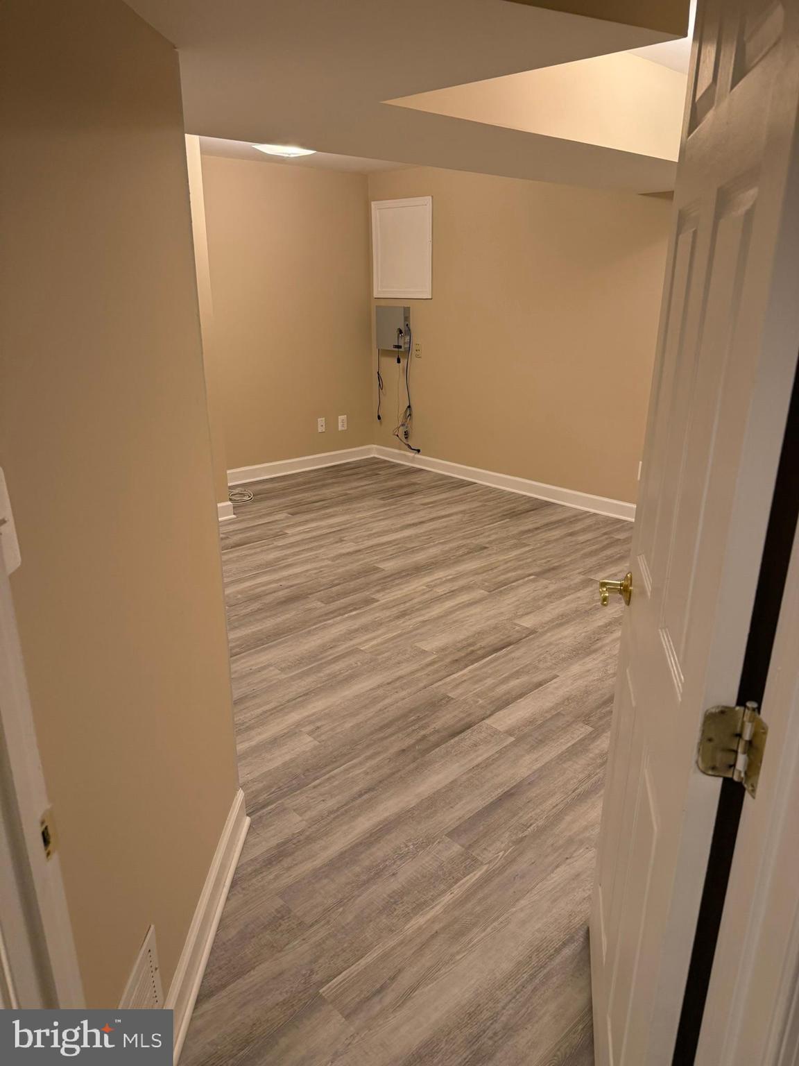 HICKORY RIDGE - Residential Lease