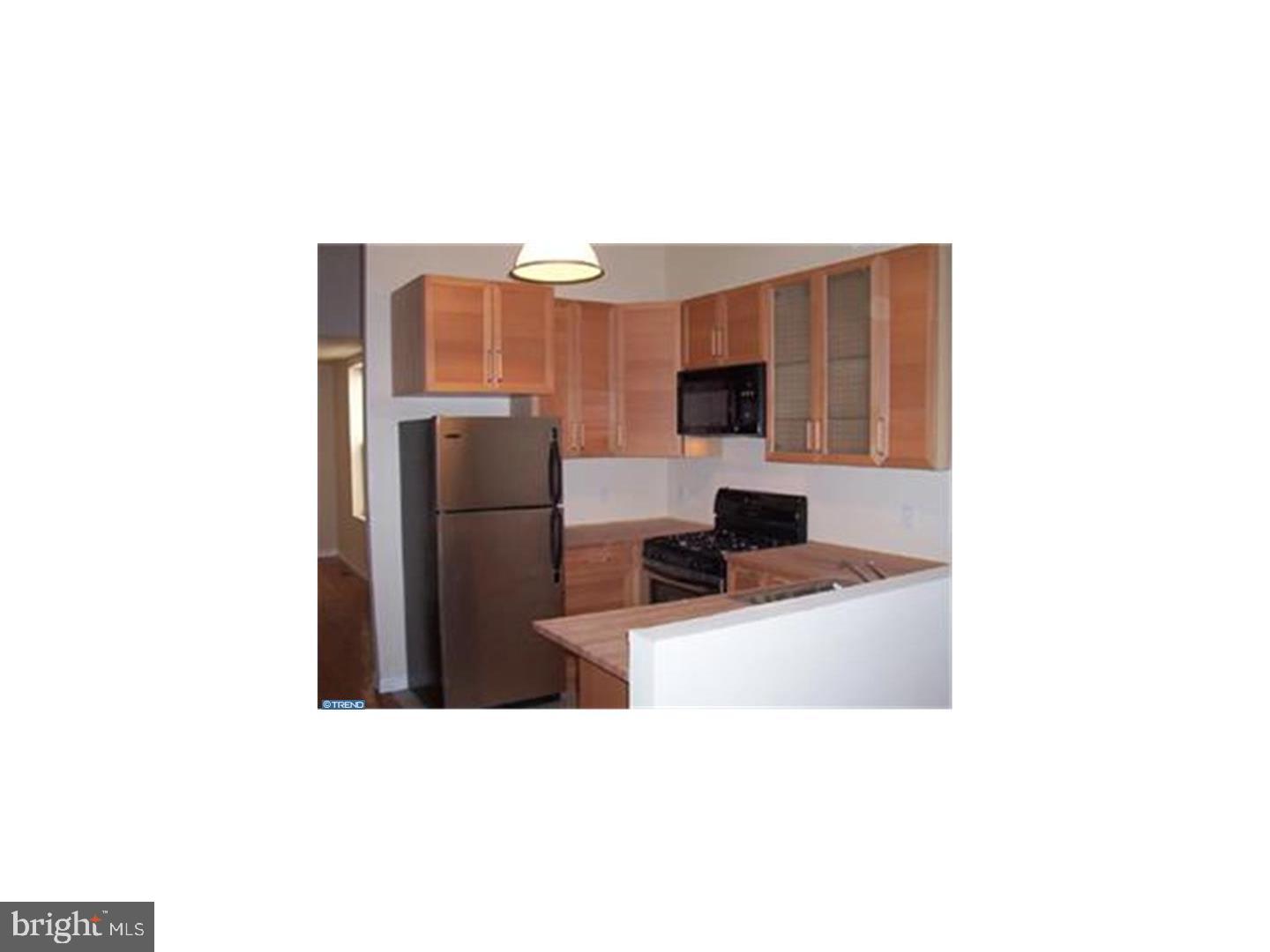 3 bedroom renovated apartment with central air, hardwood floors, stainless steel appliances, full size washer/dryer (in the unit) plus lots of storage and closet space! Great ceiling height, lots of space. located a block from the new elevated railway park which will be coming soon! Close to center city, transportation and walkable to cafe's, shopping, nightlife, Temple University and more! Verifiable income & reasonably good credit are a must. First month, last month and one month security deposit due prior to move in. Please use attached rental application.
