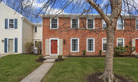 Photo of 18 Kings Arms, MECHANICSBURG, PA 17050 (MLS # PACB2050960)