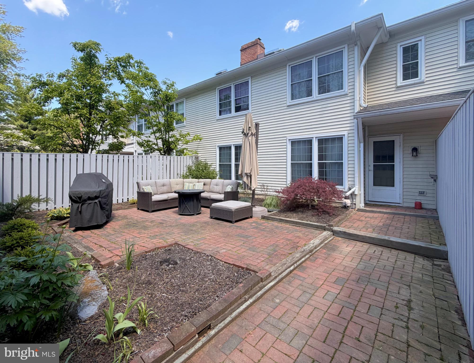 KINGS ARMS - Residential