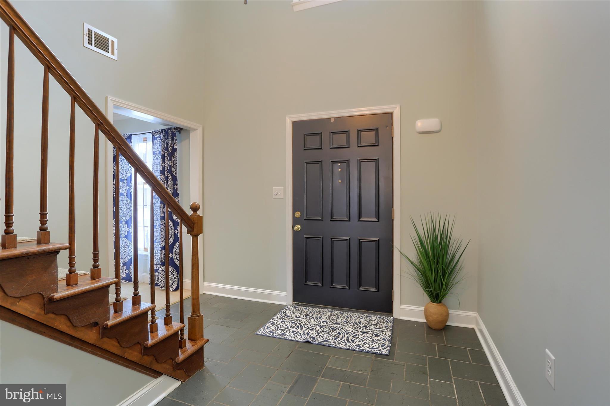 KINGS ARMS - Residential