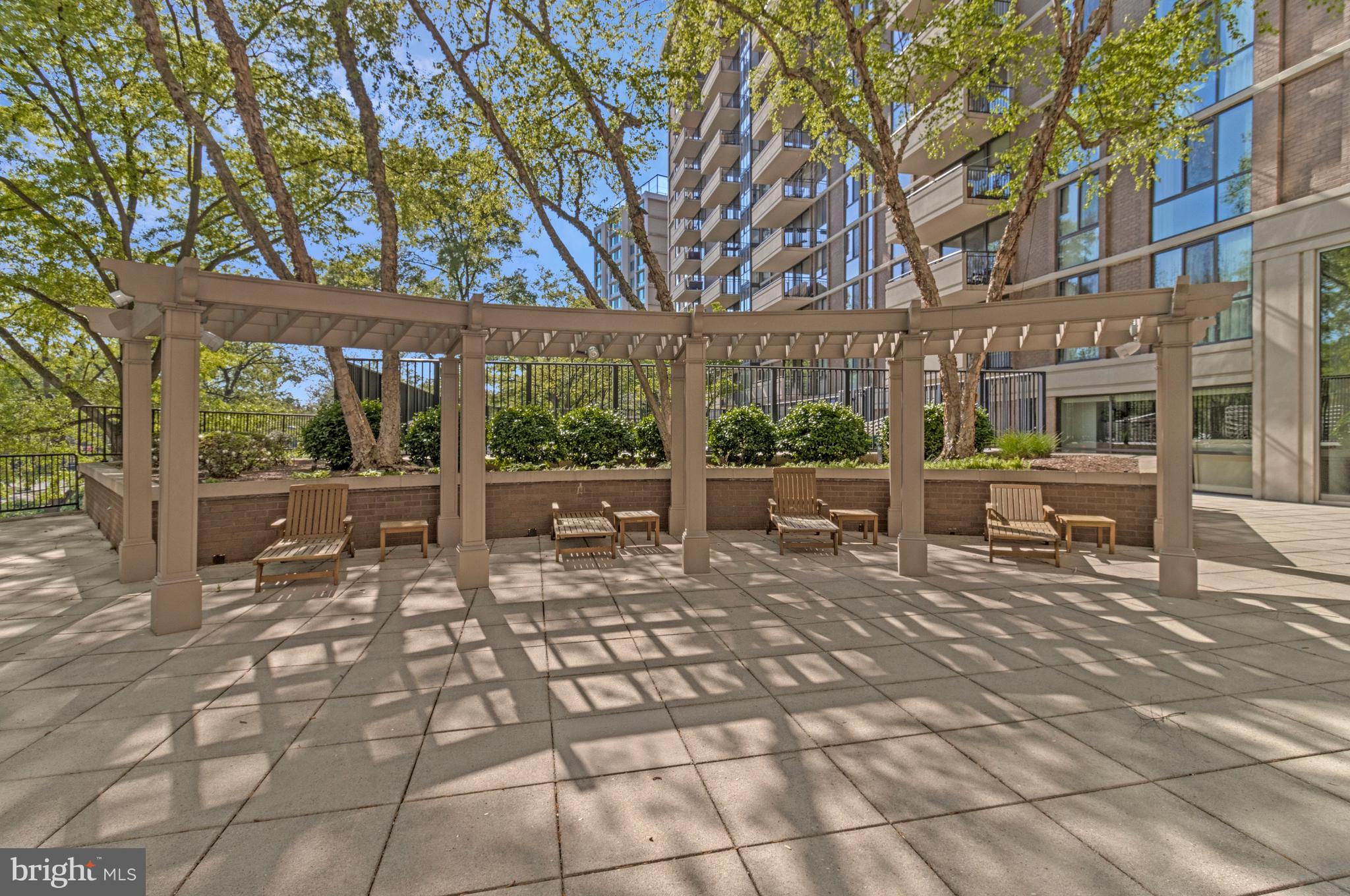 CHEVY CHASE - Residential