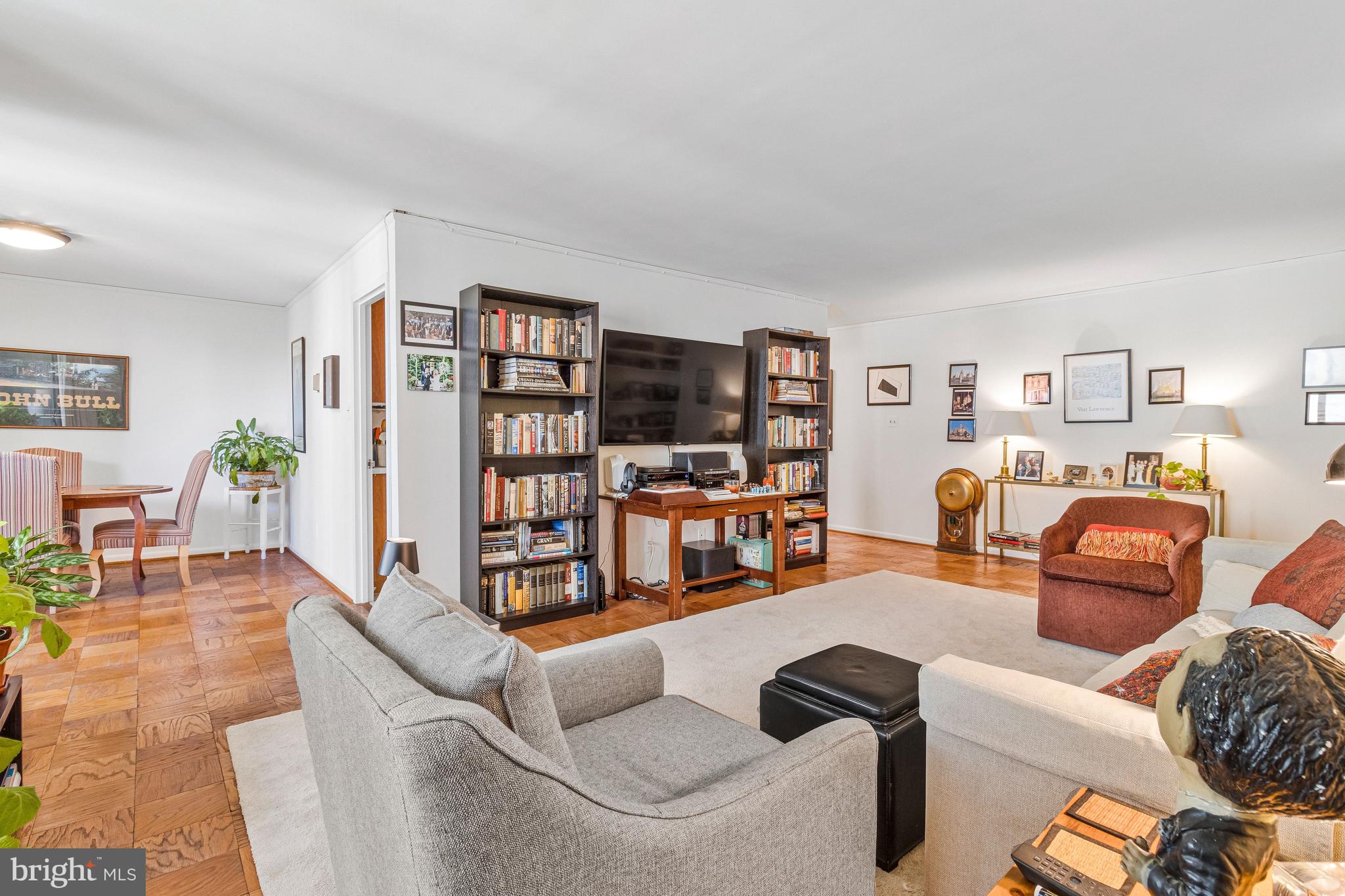 CHEVY CHASE - Residential