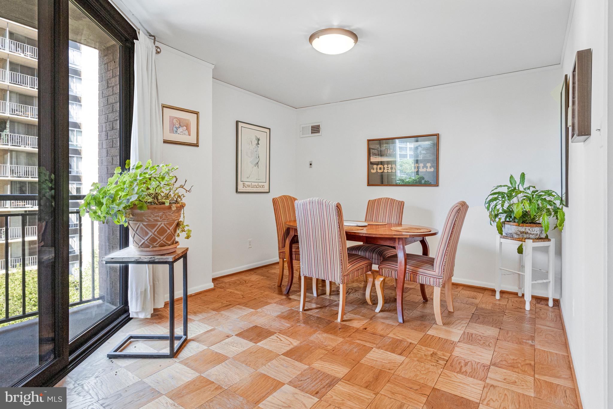 CHEVY CHASE - Residential