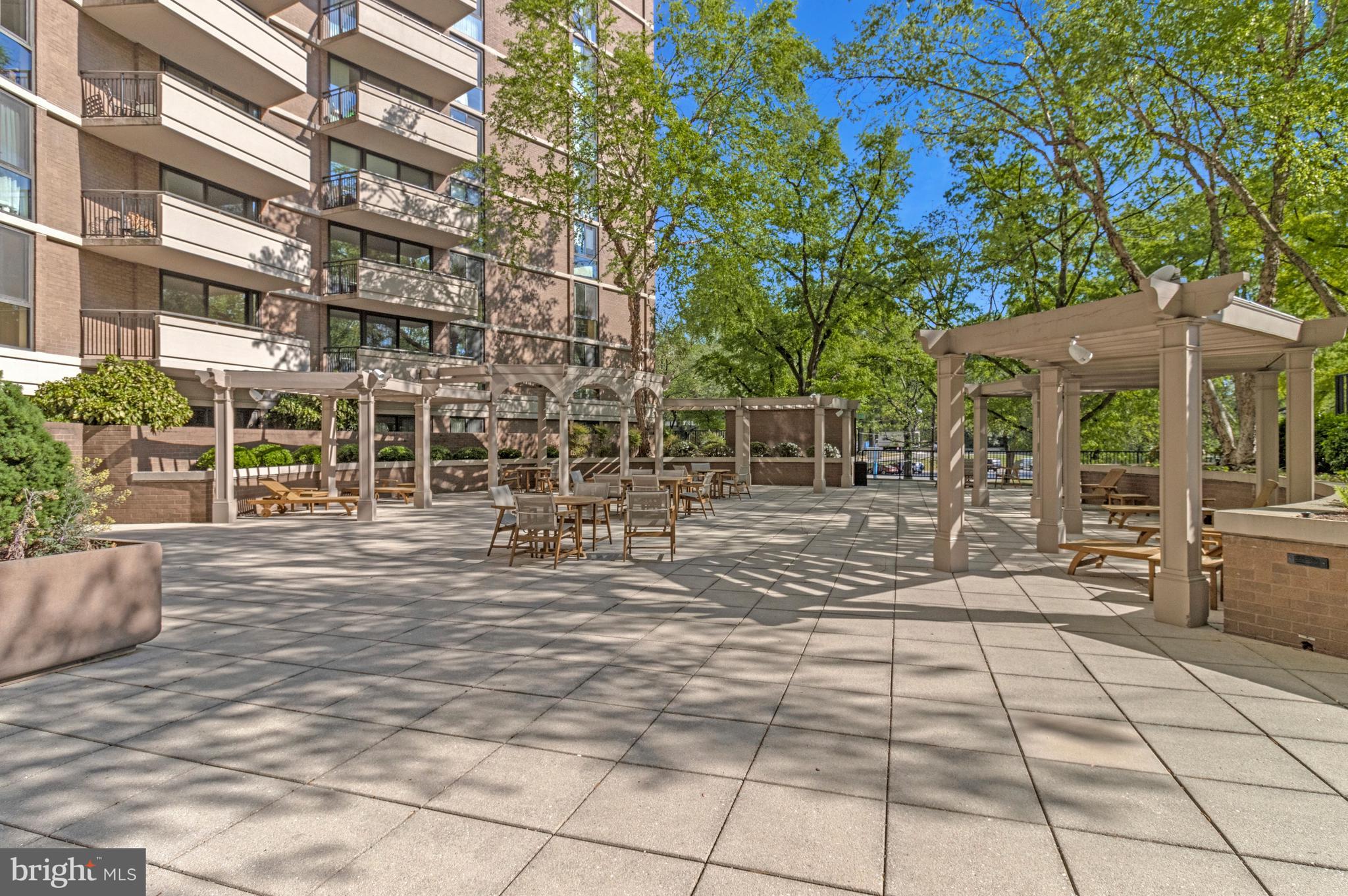 CHEVY CHASE - Residential