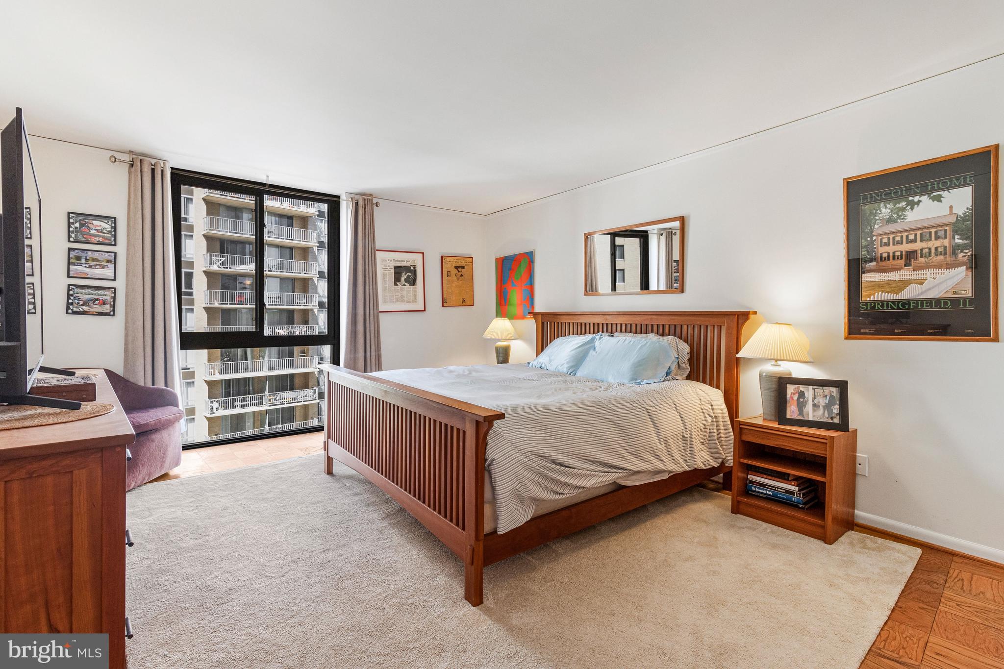 CHEVY CHASE - Residential