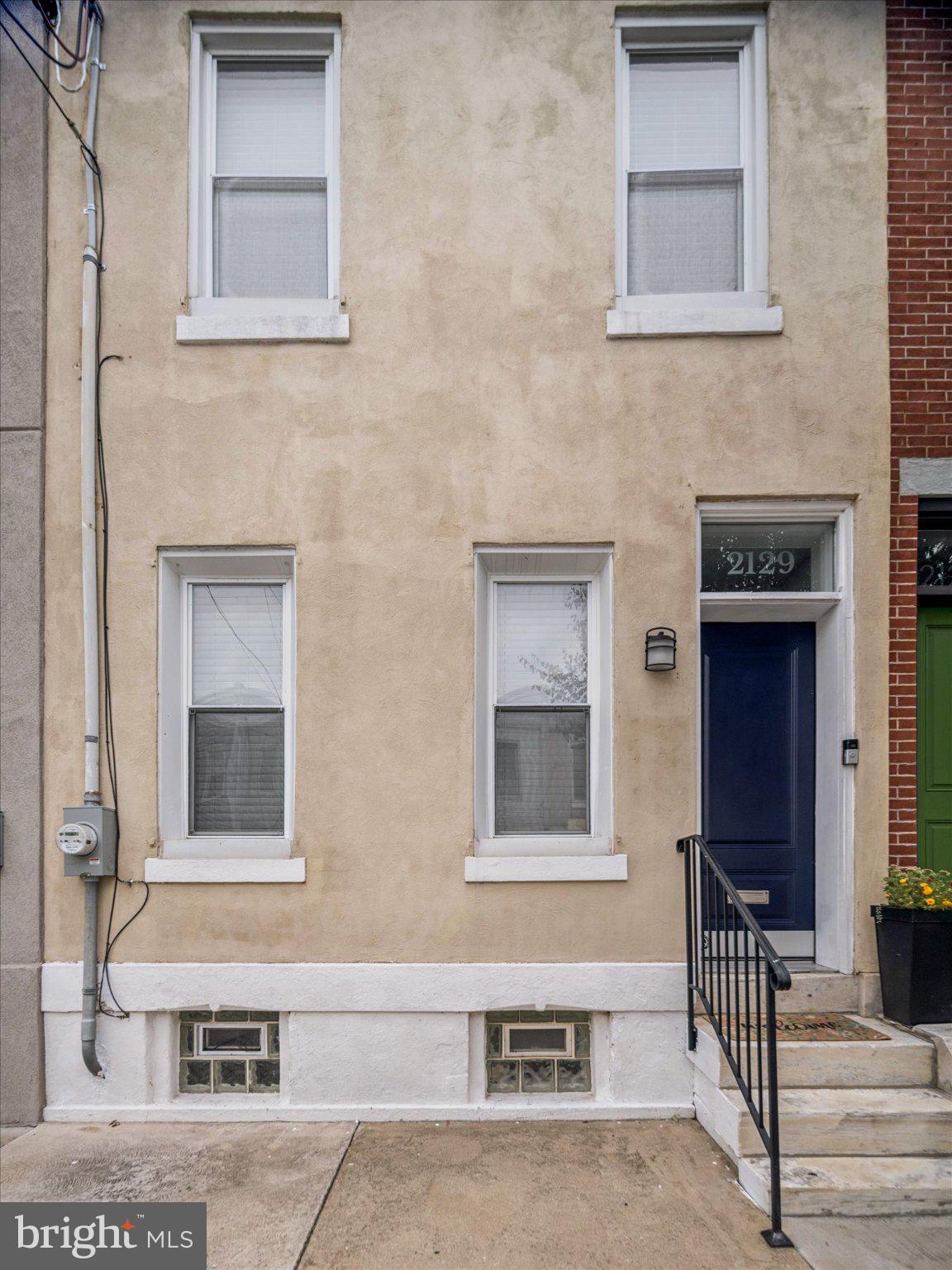 2129 OAKFORD STREET