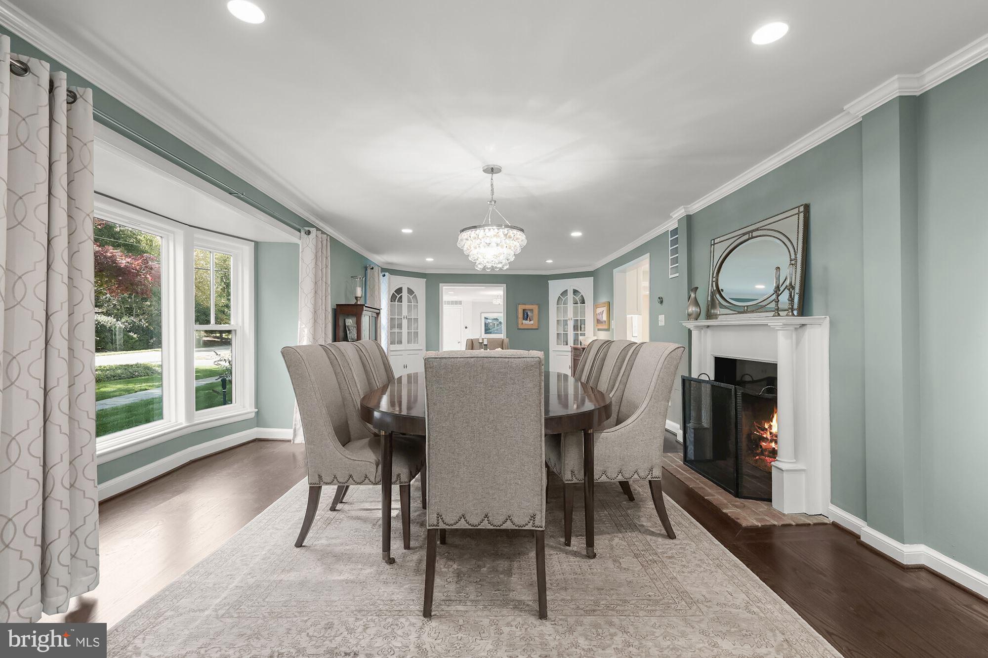 BRADLEY HILLS GROVE - Residential