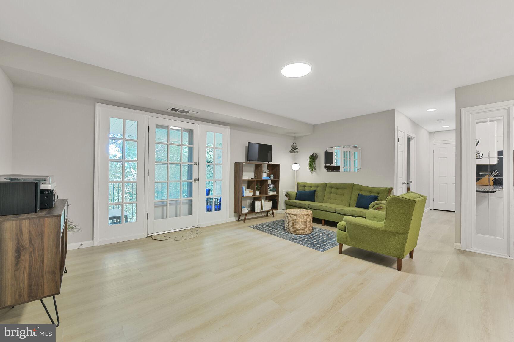 1132 S WASHINGTON STREET S 203