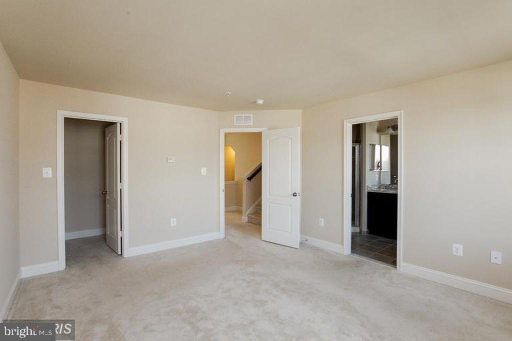 CLARKSBURG VILLAGE - Residential Lease