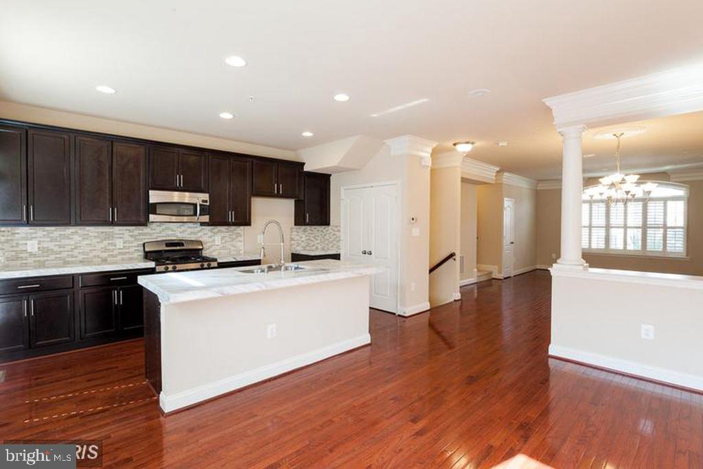 CLARKSBURG VILLAGE - Residential Lease