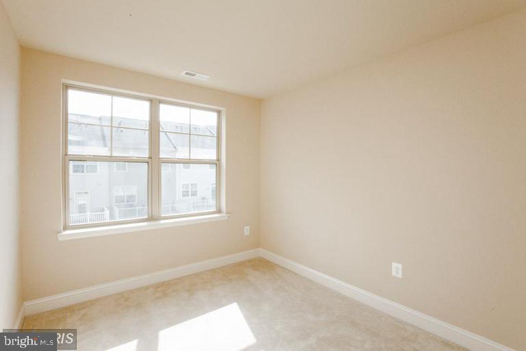 CLARKSBURG VILLAGE - Residential Lease