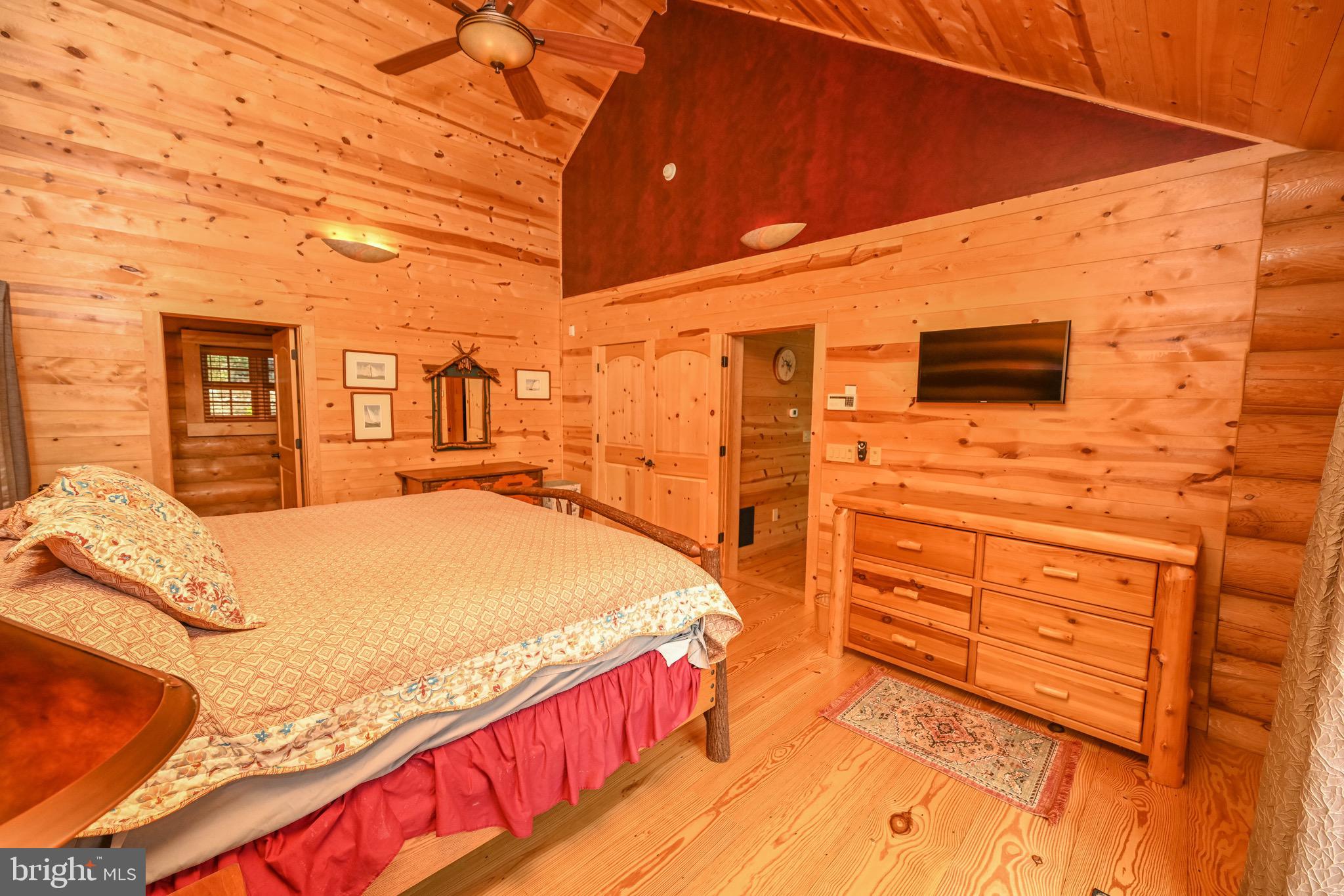 SOUTHRIDGE - Residential