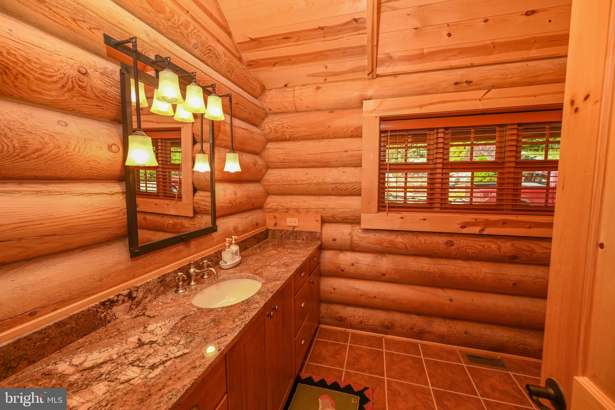 SOUTHRIDGE - Residential